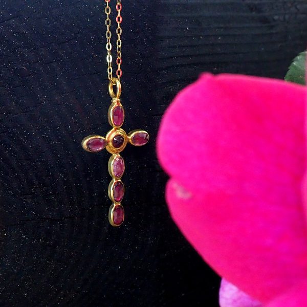 Handmade Rubies Cross in Gold 18K