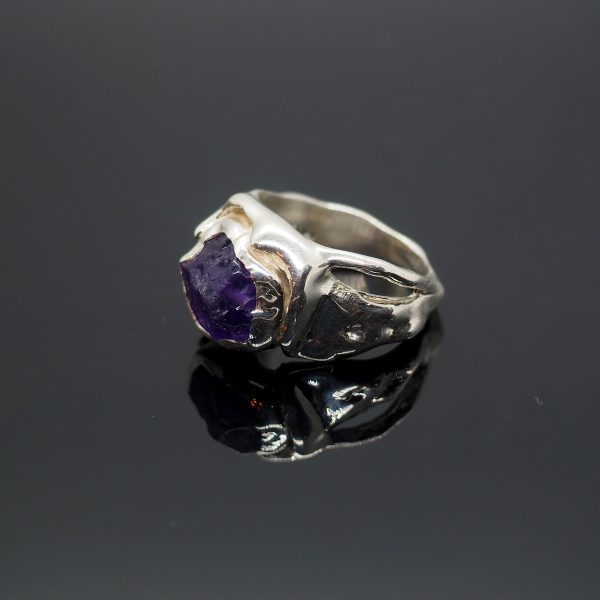 Handmade Amethyst Ring in Silver 925
