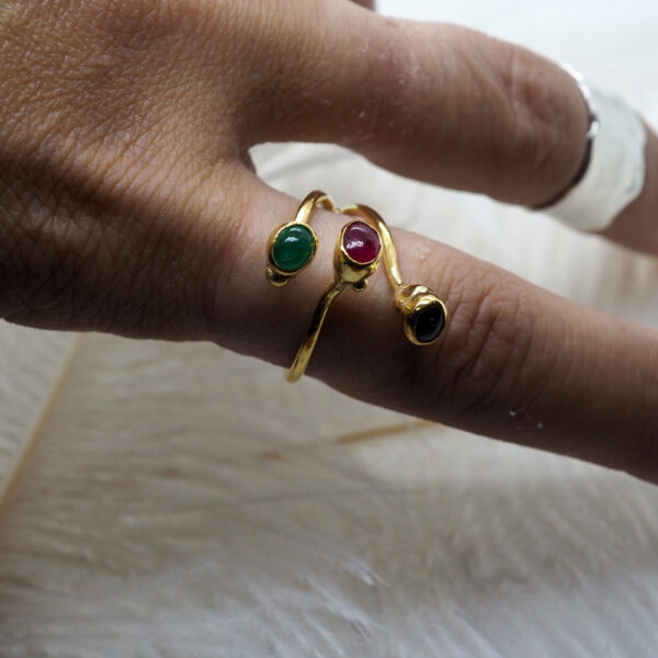 Δαχτυλίδι με Σμαράγδι, Ρουμπίνι, Ζαφείρι σε Χρυσό Κ18 & Κ14